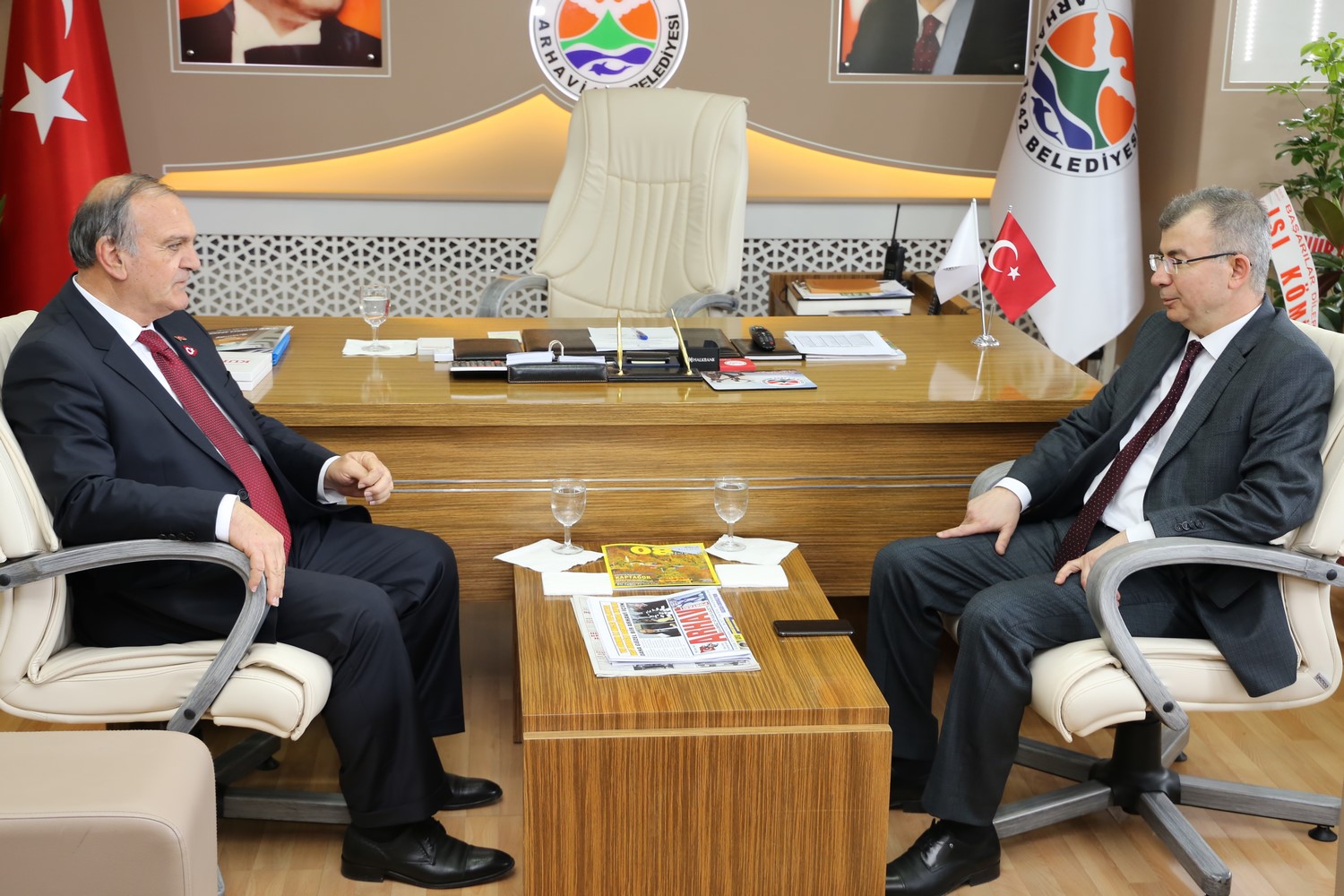 ARTVİN VALİSİ YILMAZ DORUK ARHAVİ BELEDİYESİ’Nİ ZİYARET ETTİ
