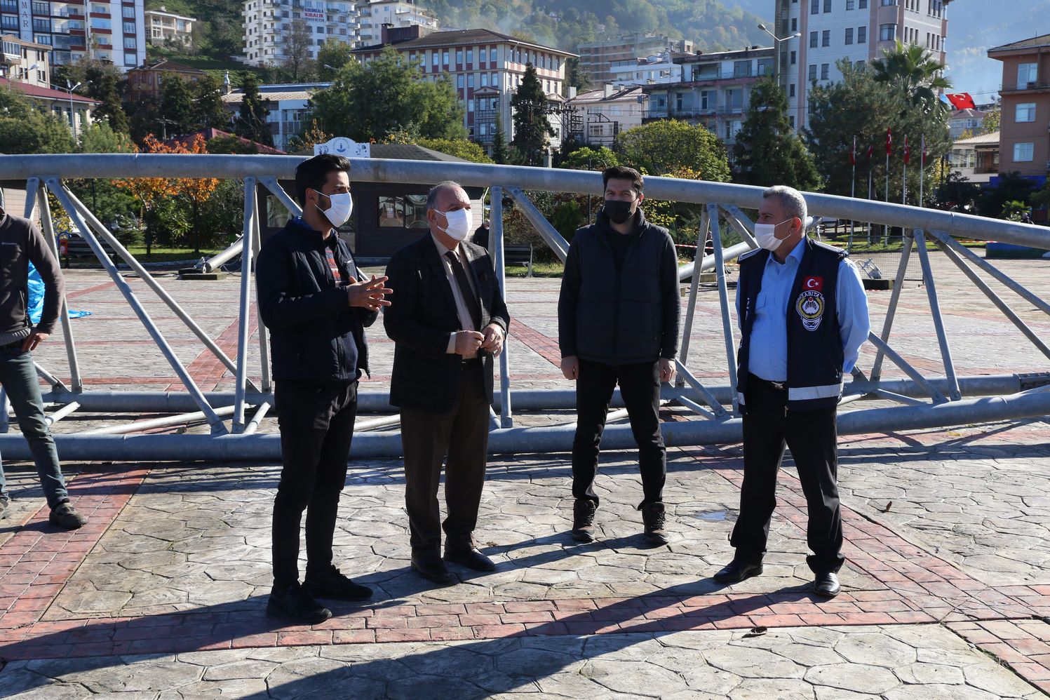 Arhavi Gösteri Merkezinde Onarım Çalışmaları Başladı