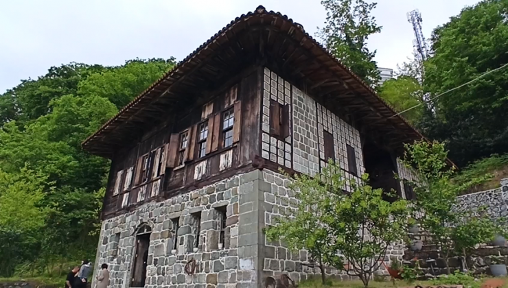 TARİHİ KONAK, SANAT MERKEZİ OLARAK HİZMET VERMEYE BAŞLADI