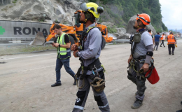 Artvin’deki heyelan sonrası dağcılar incelemede bulundu